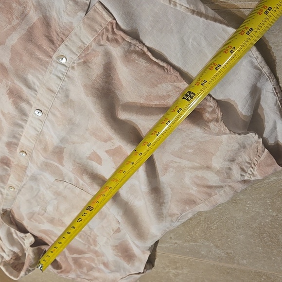 Anthropologie Cloth and Stone Short Sleeve Button Down Shirt L - Picture 7 of 8